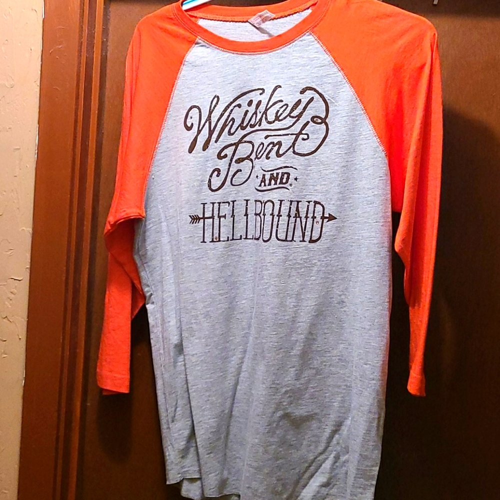 Long sleeve tee